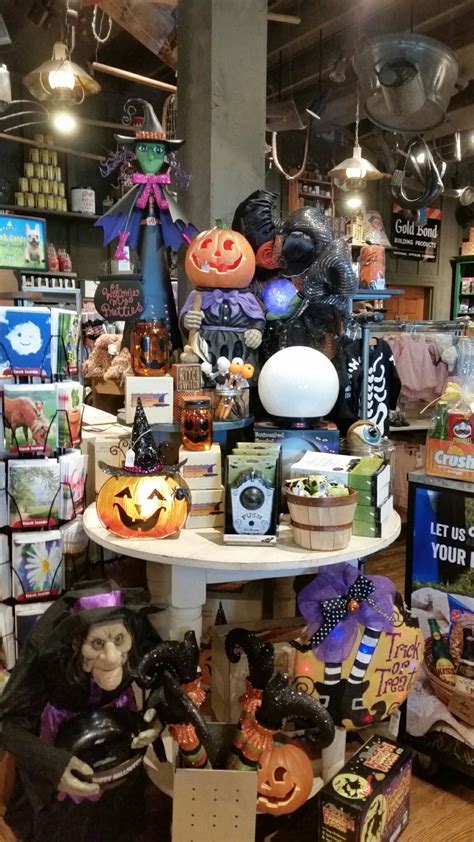 Delighting Guests with Cracker Barrel Halloween Witch Displays